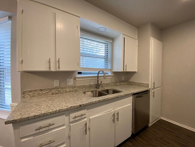 Building Photo - Homes for Rent, Watauga Texas North Fort W...