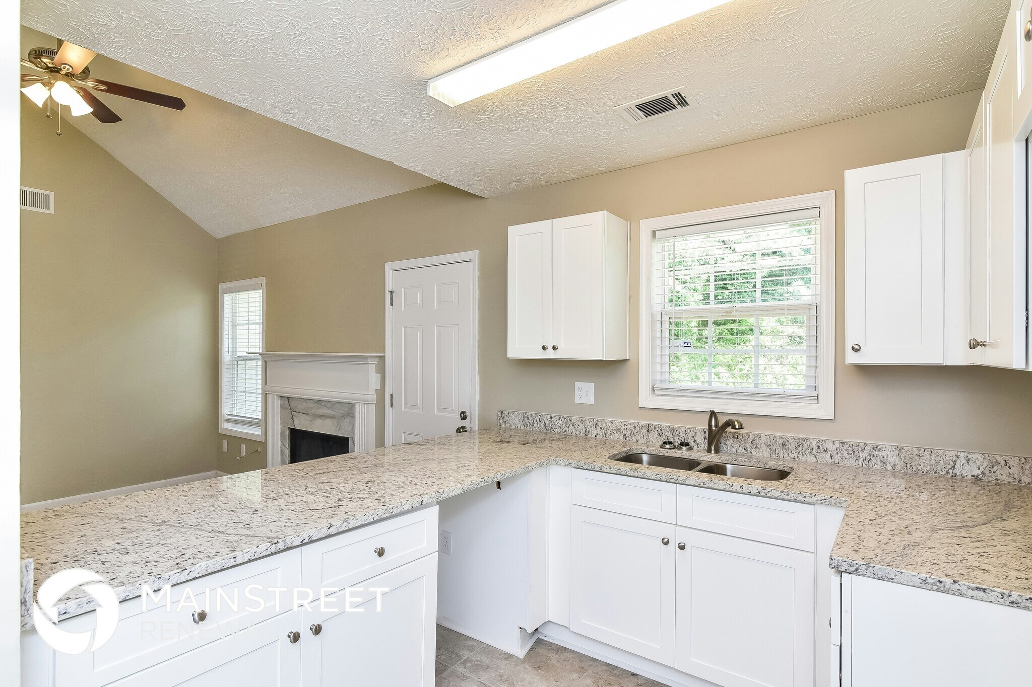 Building Photo - 5516 Mayfair Crossing Dr