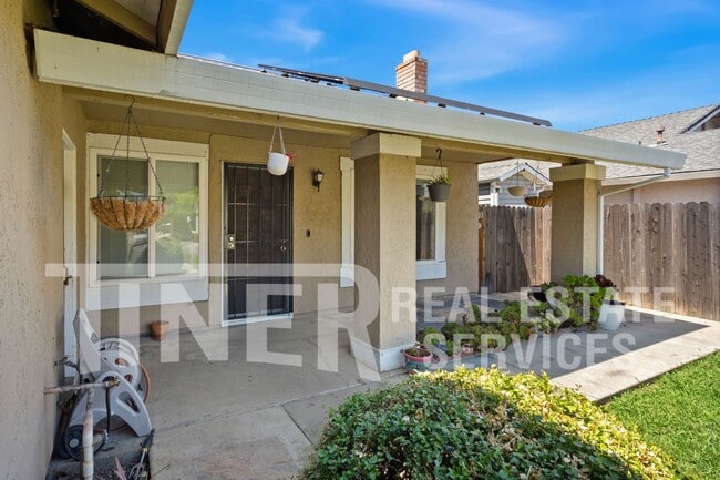 Building Photo - 3525 Cattle Dr
