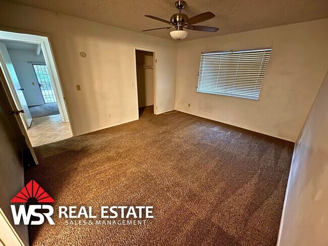 Building Photo - Home for rent in Canyon Crest!