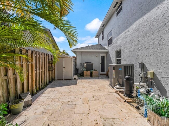 Building Photo - 10281 NW 32nd St