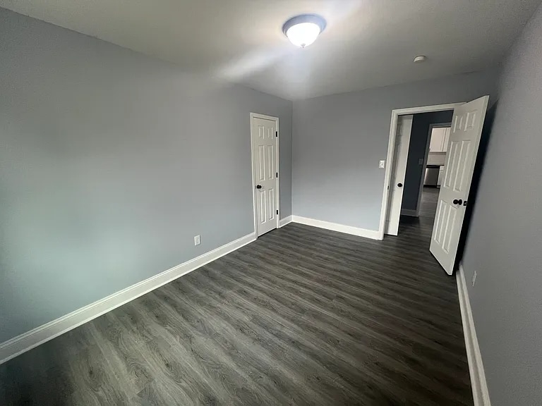 Building Photo - 231 Adams St