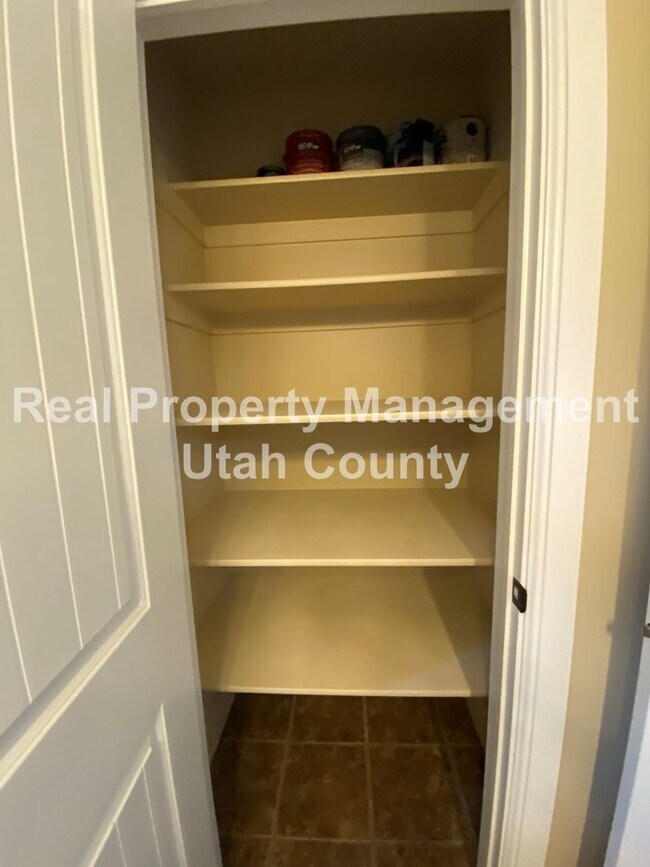 Building Photo - Beautiful 4 Bedroom home in Lehi
