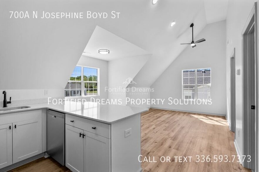 Building Photo - 700 N Josephine Boyd St