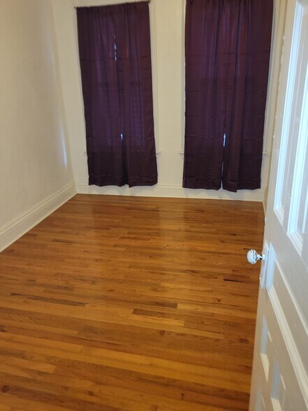 Building Photo - 376 W Delavan Ave