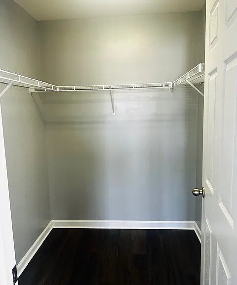 Building Photo - 2201 Raven Rd