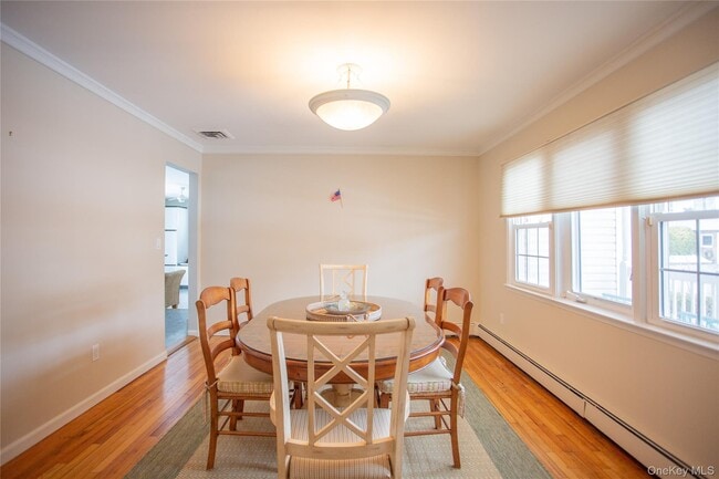 Building Photo - 9 Kensington St