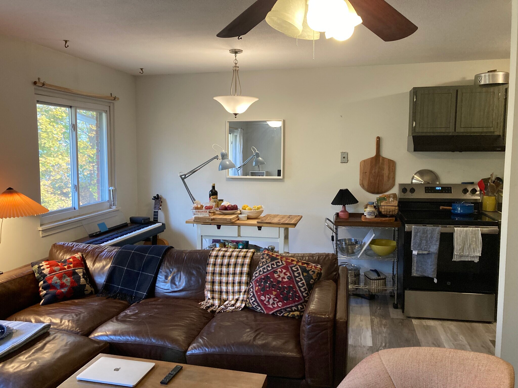 Building Photo - 74 Barrett St