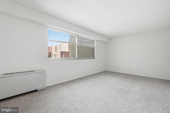 Building Photo - 5500 Friendship Blvd