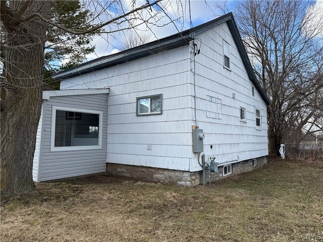 Building Photo - 215 E Hoard St