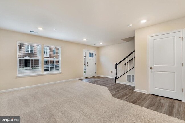 Building Photo - 7106 Delegate Pl