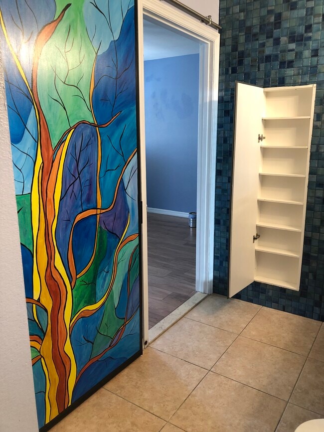 Building Photo - 2950 Viscaya Pl