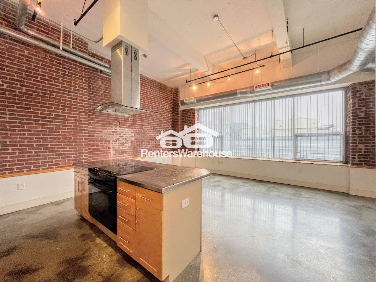 Building Photo - 500 Granby St