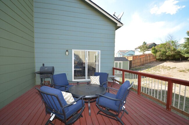 Building Photo - Beautiful home in Briargate Fairfax - D20 - ready to move in NOW!