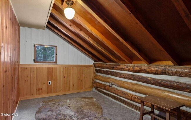 Building Photo - 33 Chuckwagon Trail