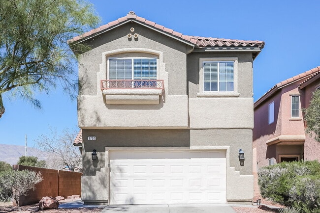 Building Photo - 3752 Hollycroft Dr