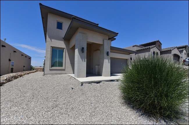 Building Photo - 205 Anglesy Pl