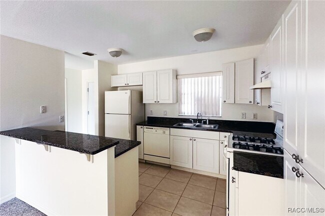 Building Photo - 4450 E Windmill Dr