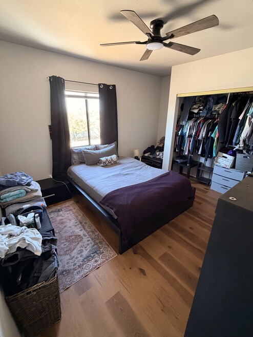 Building Photo - 401 E Drachman St