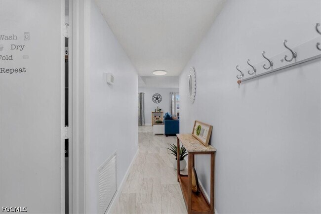 Building Photo - 108 SE 47th St
