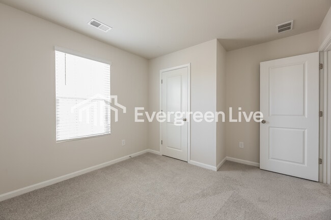 Building Photo - now