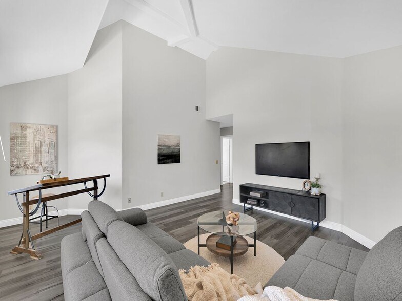 Building Photo - 23123 Park Terra