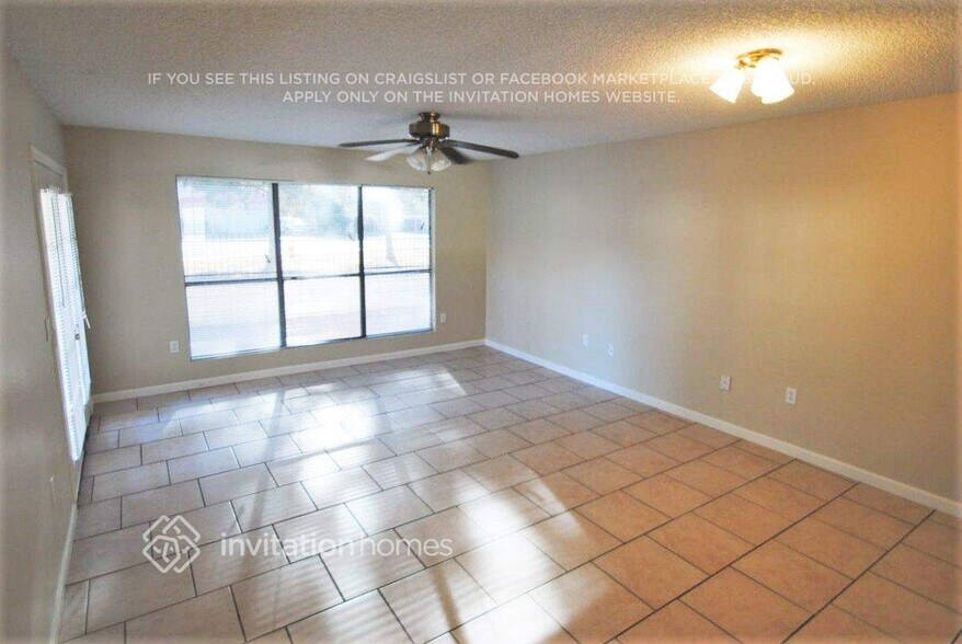 Building Photo - 1541 E Laurel Ave