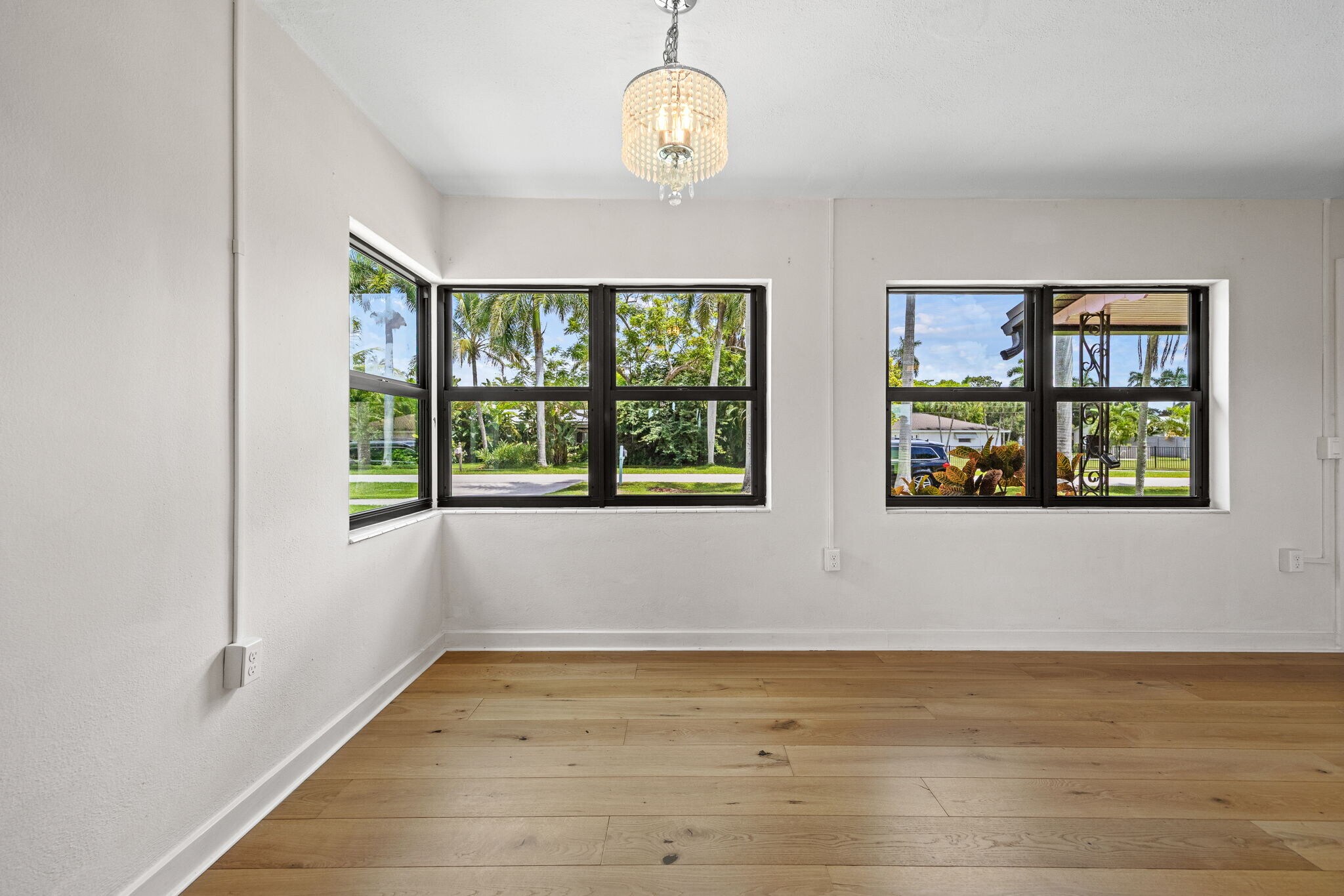Building Photo - 1442 Olmeda Way