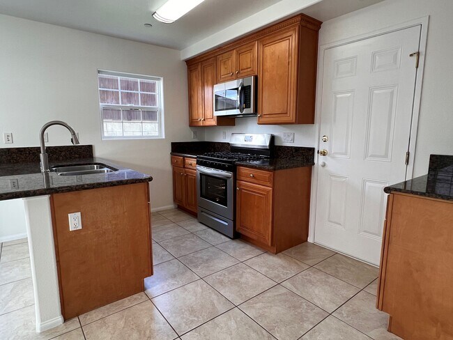 Building Photo - 16510 La Salle Ave