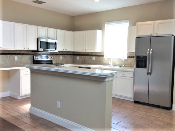 Building Photo - 13521 Waterhouse Way