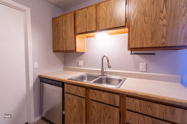 Building Photo - 4110 Faith Rd