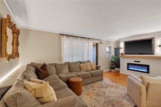 Building Photo - 4310 Candlelight Ln