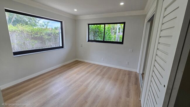 Building Photo - 2808 Middle River Dr