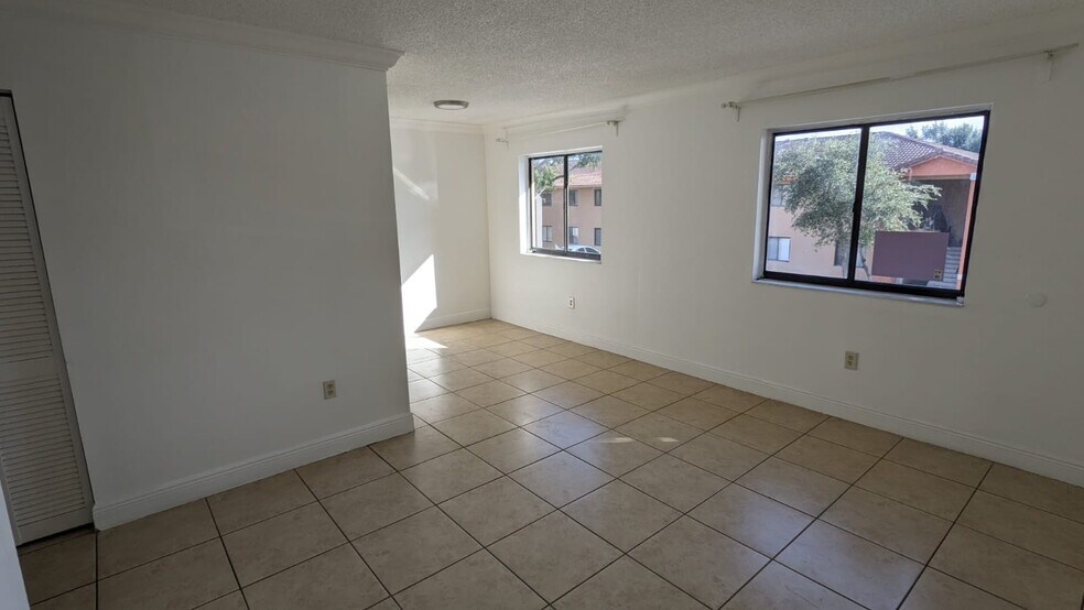 Building Photo - 7255 W 24th Ave