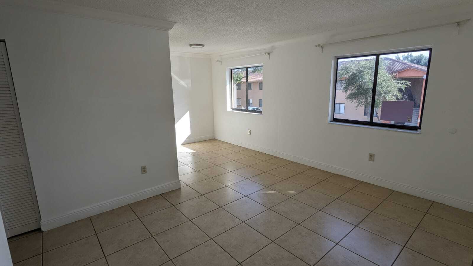 Building Photo - 7255 W 24th Ave