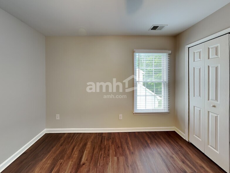 Building Photo - 3629 Arklow Rd