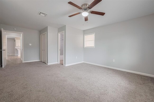 Building Photo - 16316 TX-36