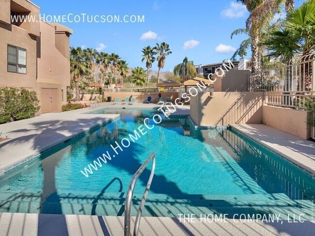 Building Photo - Short Term Furnished Foothills Condo 5675 N Camino Esplendora-2211