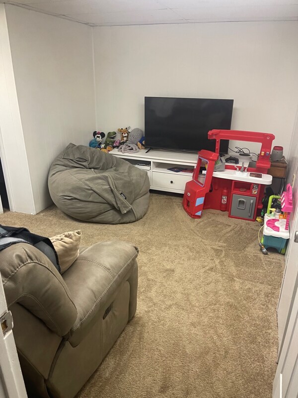 Building Photo - 7806 Barkwood Dr