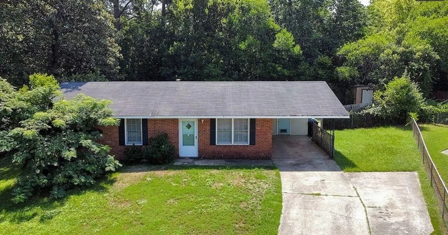Building Photo - Beautiful home available today!