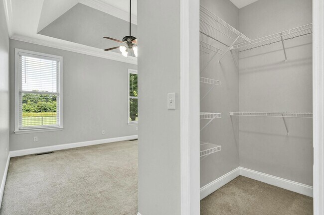 Building Photo - 955 Dodie Dr
