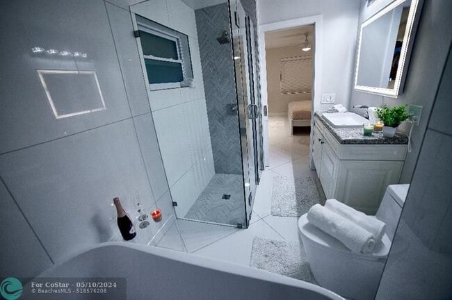 Building Photo - 327 Lancaster St