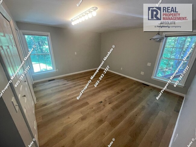 Building Photo - Beautiful 4 Bedroom Condo