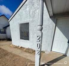 Building Photo - 202 S Virginia St