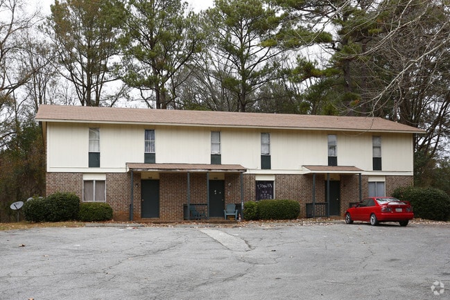 Primary Photo - East Ridge Apartments