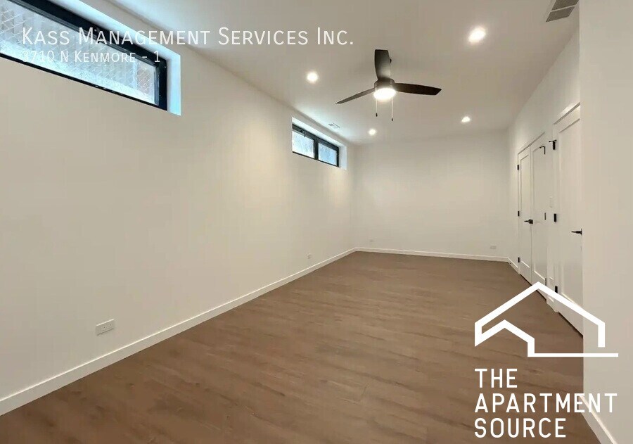Building Photo - 3710 N Kenmore Ave
