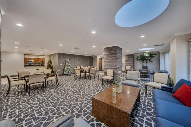 Building Photo - 48 W 300 S