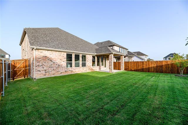 Building Photo - 2121 Sumard Dr