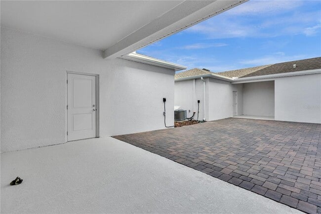 Building Photo - 6116 Park Promenade Way