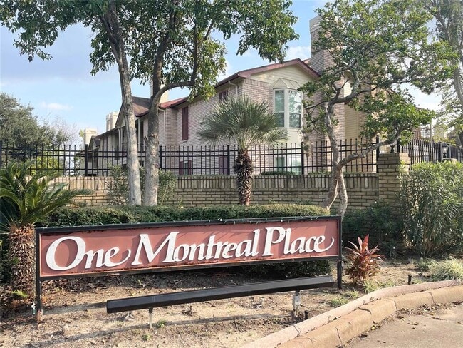 Building Photo - 2120 El Paseo St